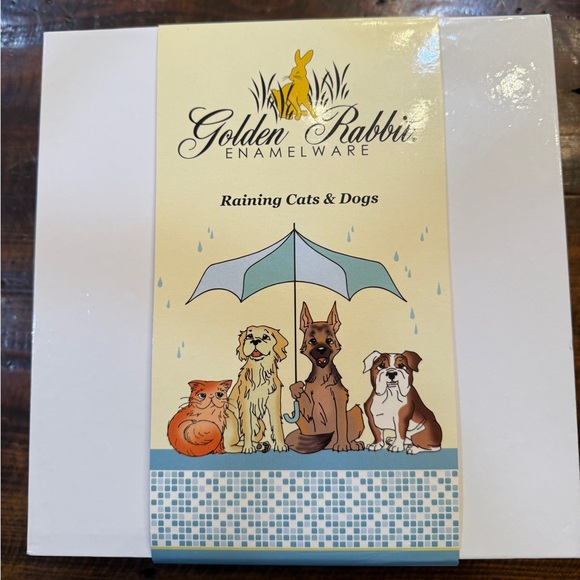 Golden Rabbit Enamelware Set - Picture 2 of 7